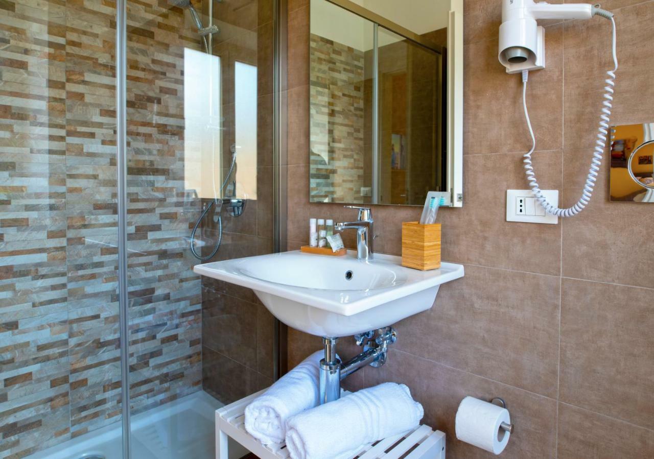 Taormina Bedda Rooms ภายนอก รูปภาพ