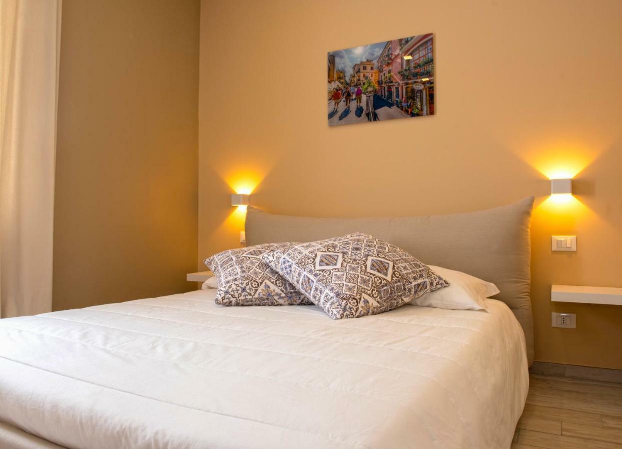 Taormina Bedda Rooms ภายนอก รูปภาพ