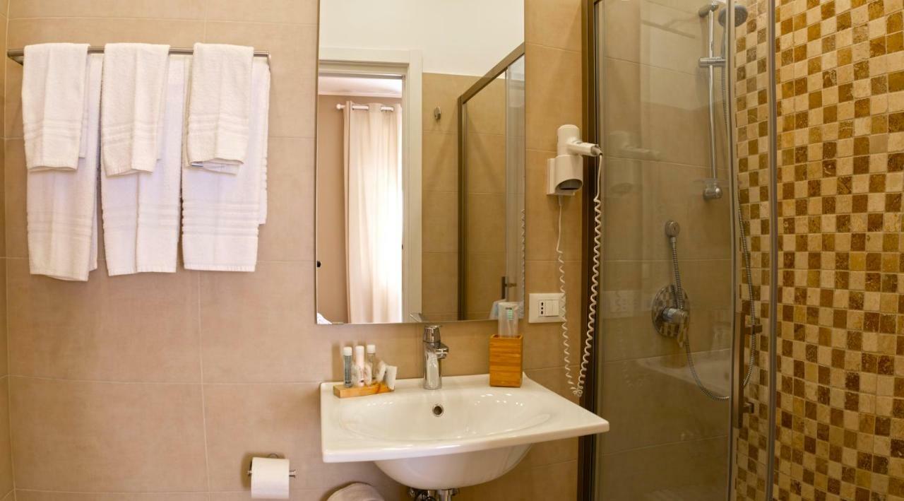 Taormina Bedda Rooms ภายนอก รูปภาพ